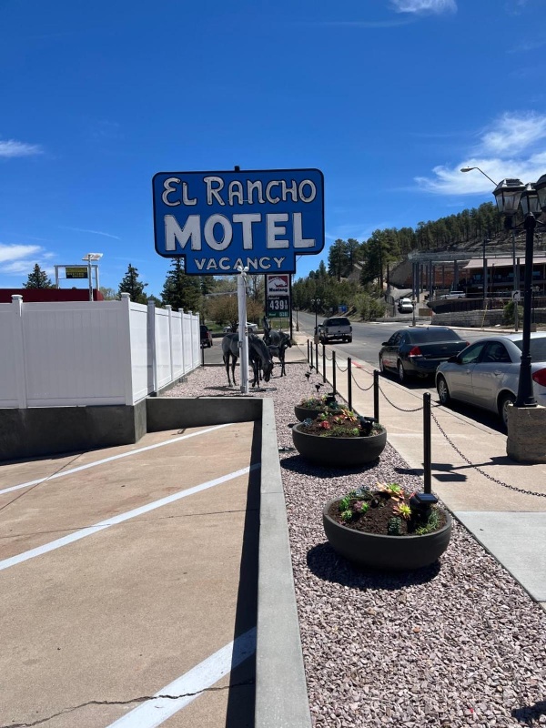 El Rancho Motel image 3