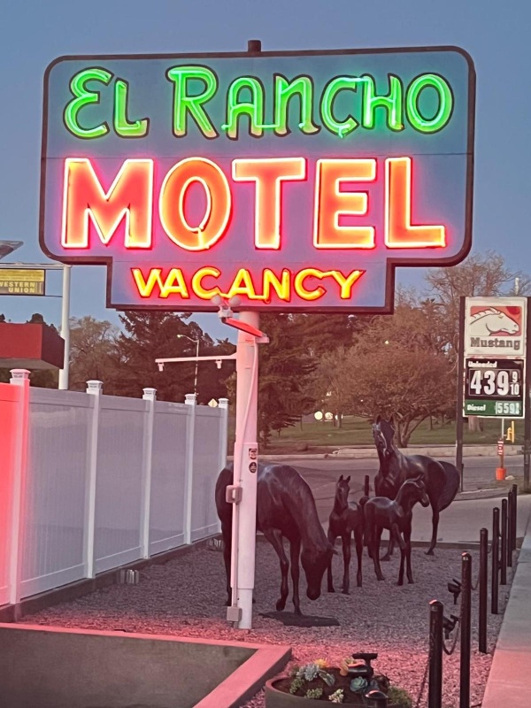 El Rancho Motel image 5